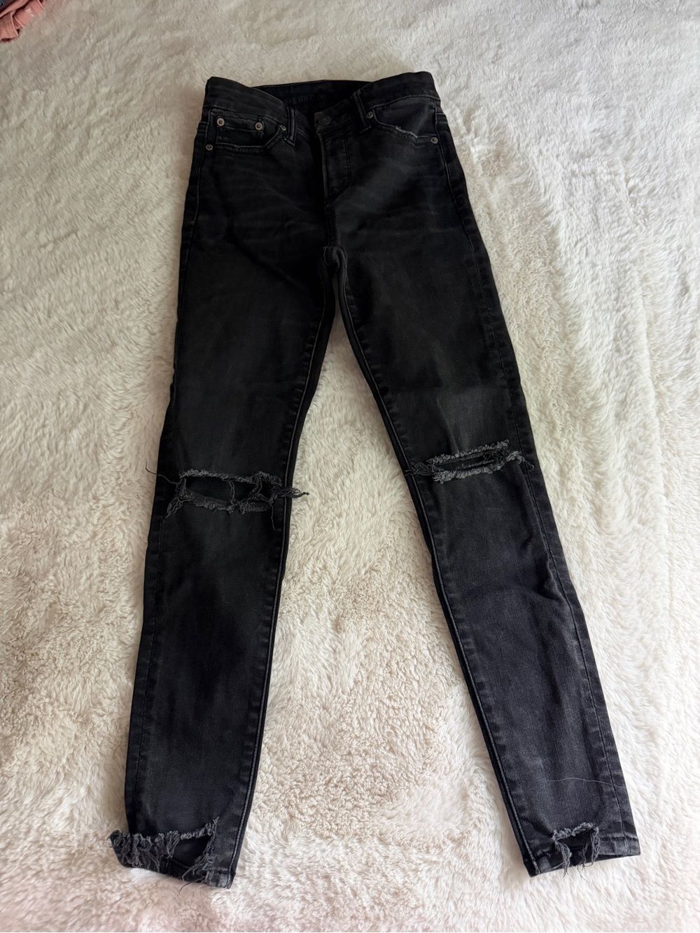 American Eagle Outfitters Black Ripped Skinny Jeans - Women